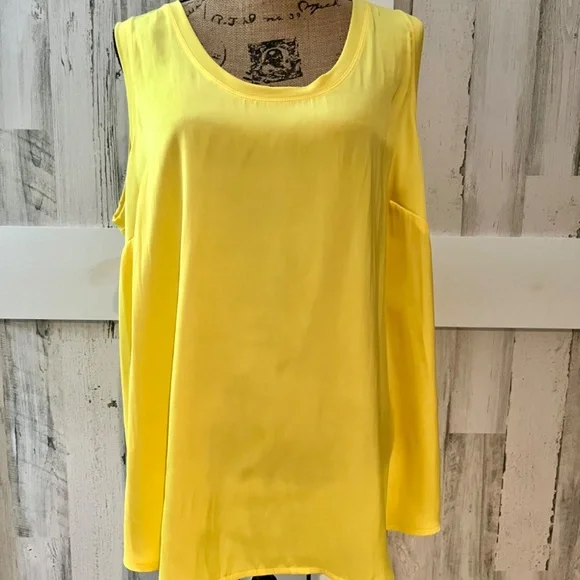 TOP SLEEVELESS SIZE 18/20W   NWT - Picture 6 of 7